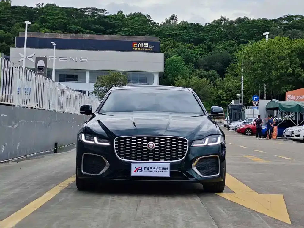 Jaguar XFL — фото 4