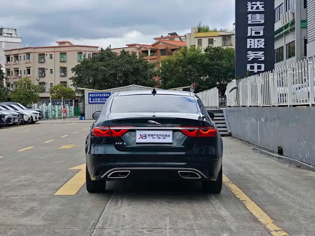 Jaguar XFL — фото 10