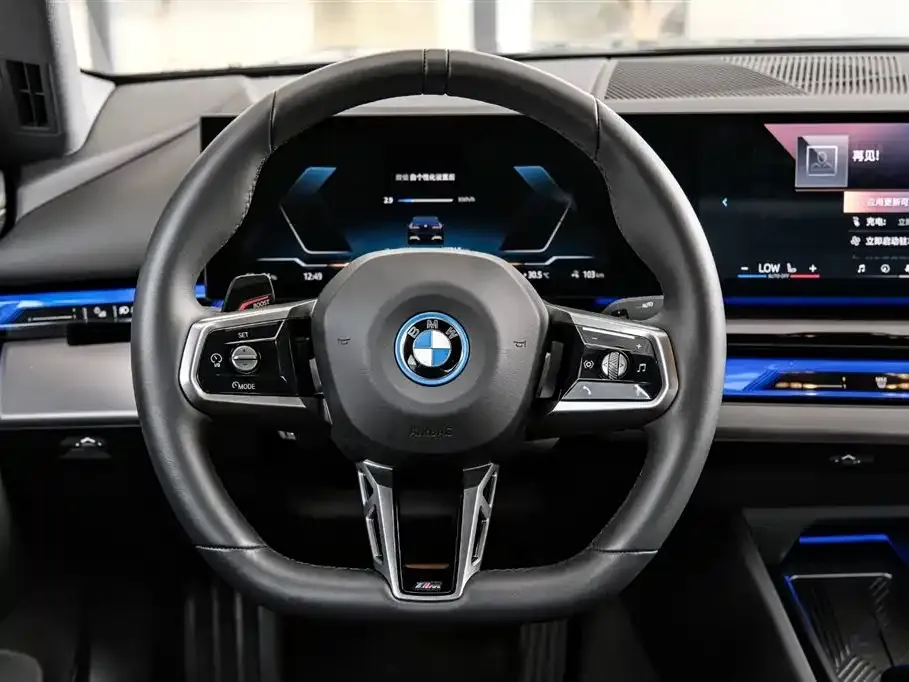 BMW i5 — фото 4