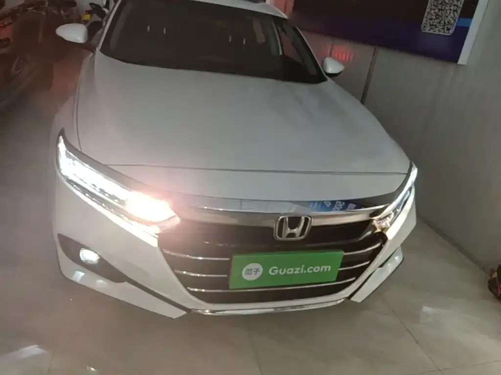 Honda Accord — фото 2