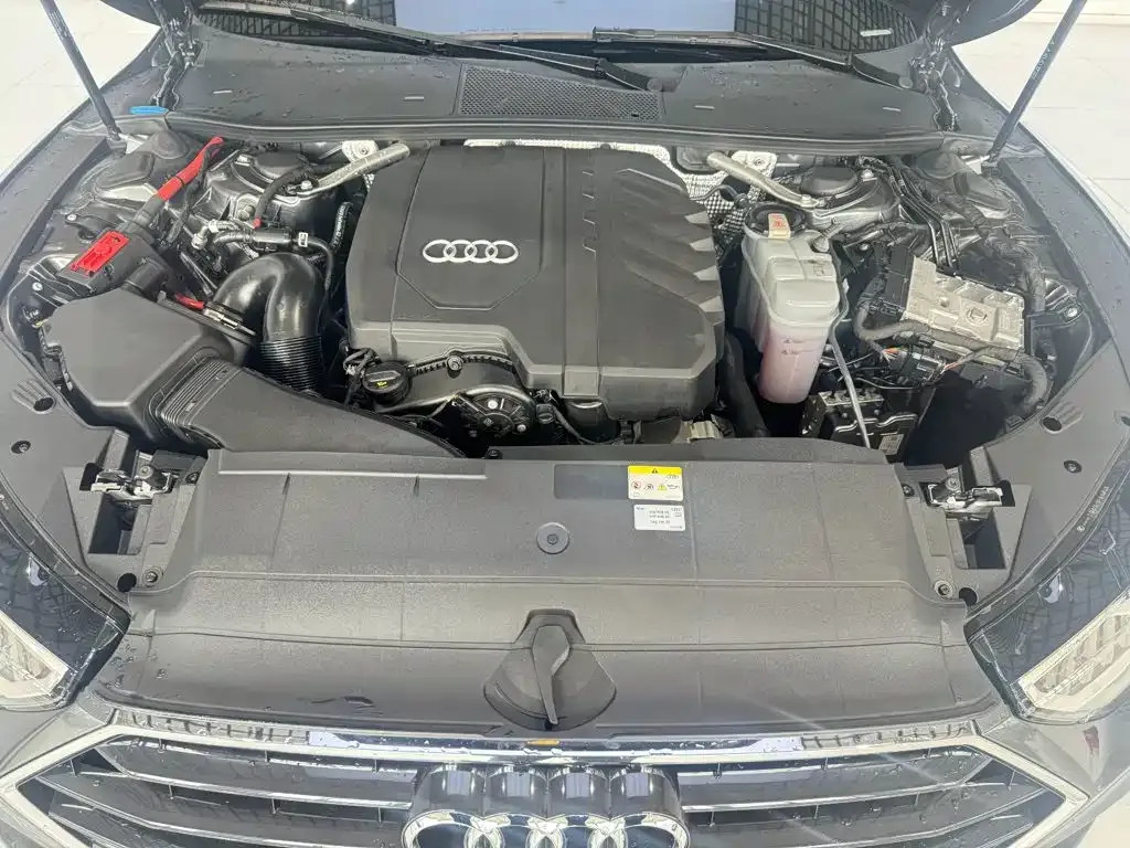 Audi A7 — фото 9