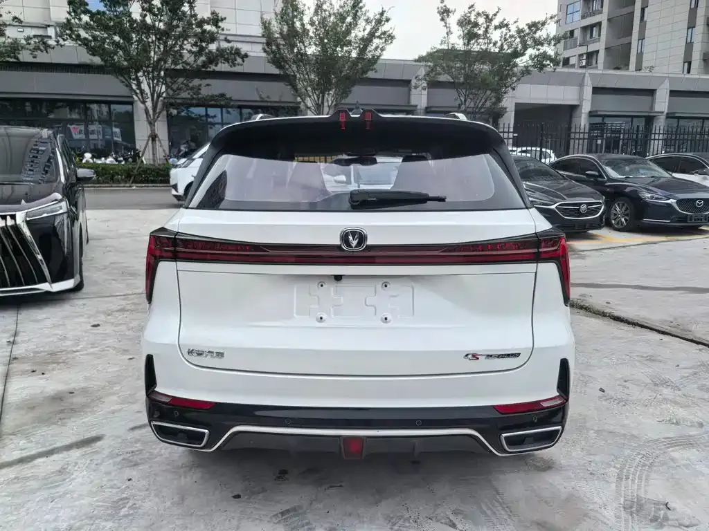 Changan CS75PLUS — фото 4