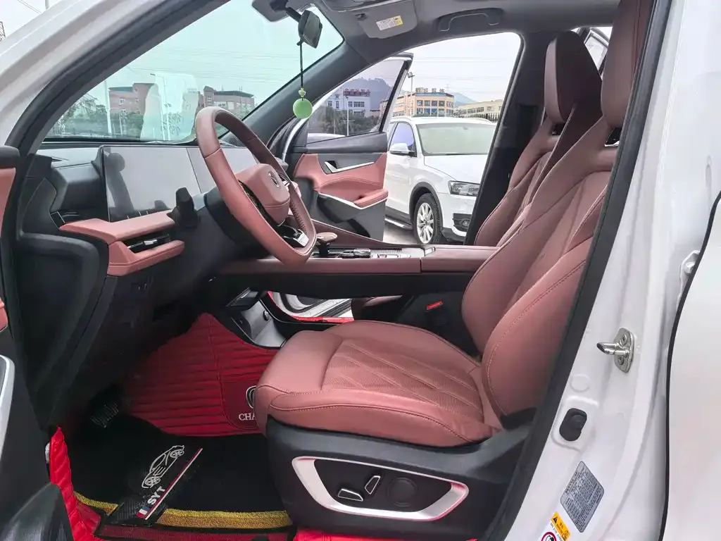 Changan CS75PLUS — фото 3
