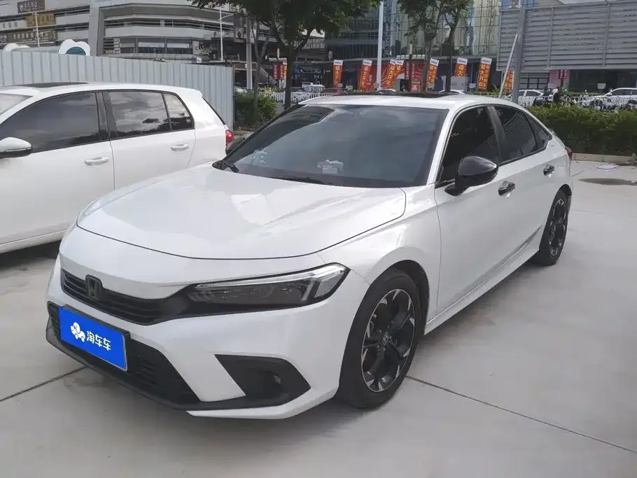 Honda Civic — фото 1