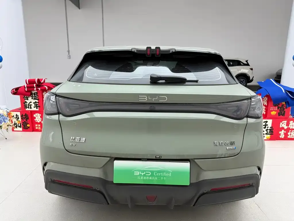 BYD Seal 06GT — фото 7