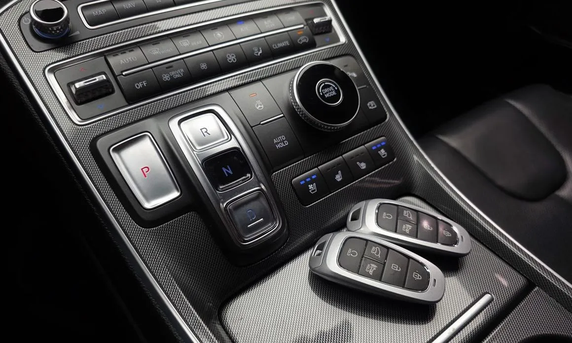 Hyundai Santafe — фото 9