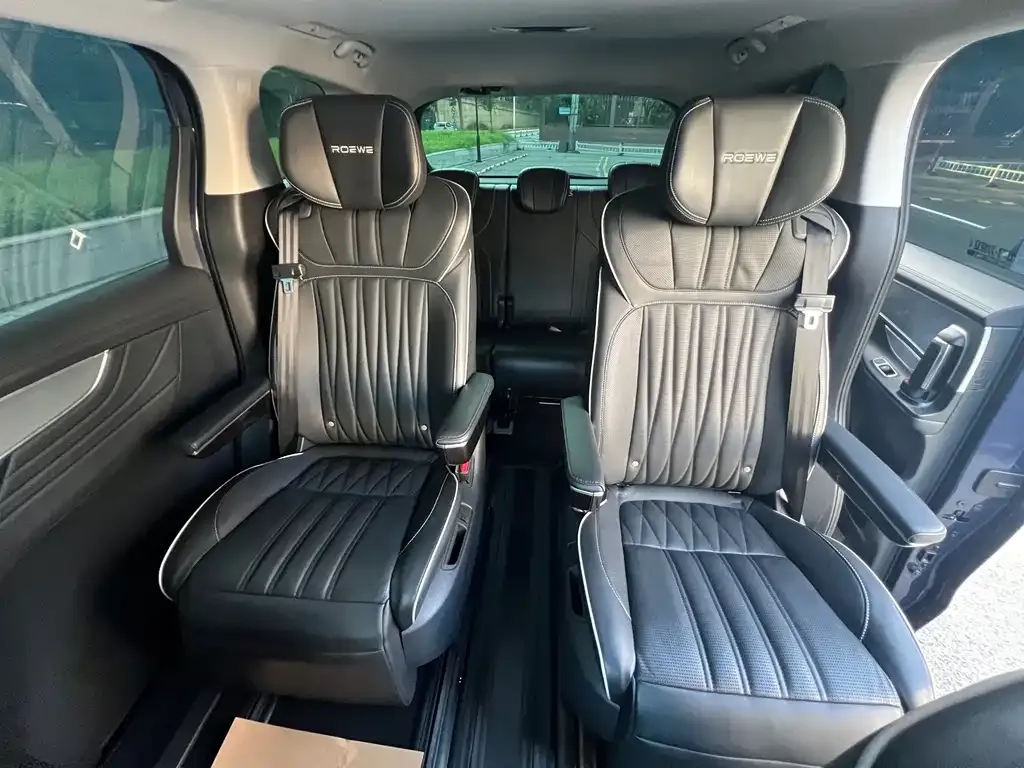 Roewe iMAX8 — фото 3
