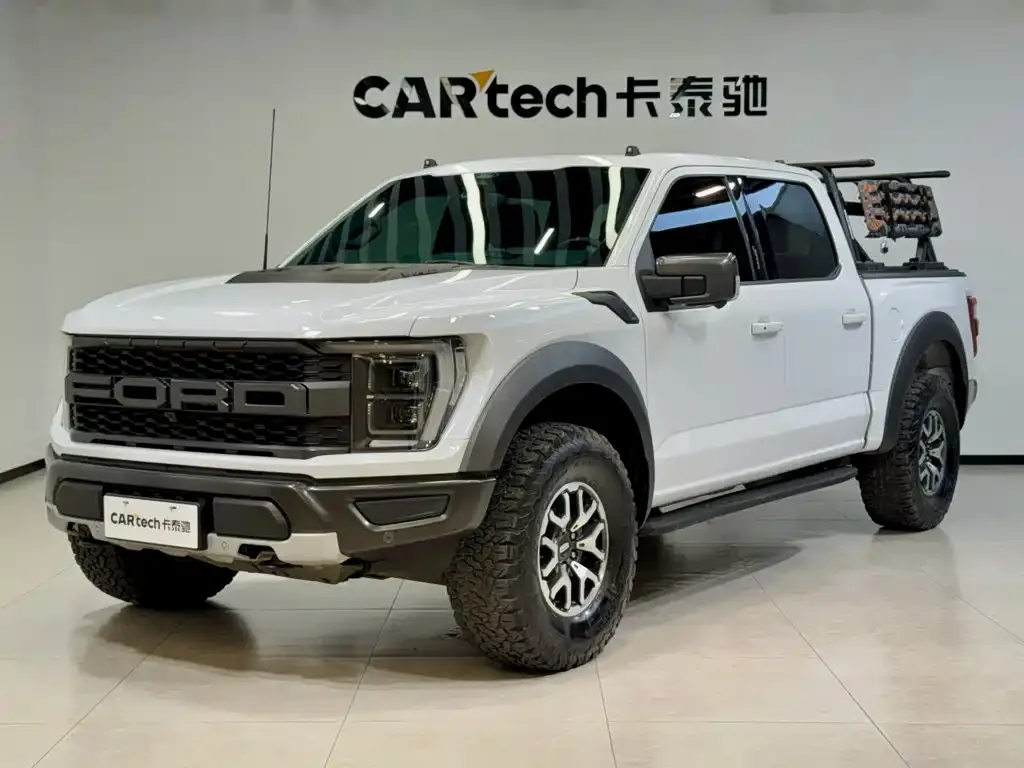 Ford F-150 Raptor — фото 1