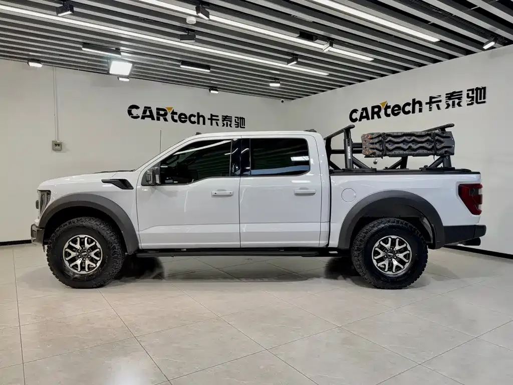 Ford F-150 Raptor — фото 10