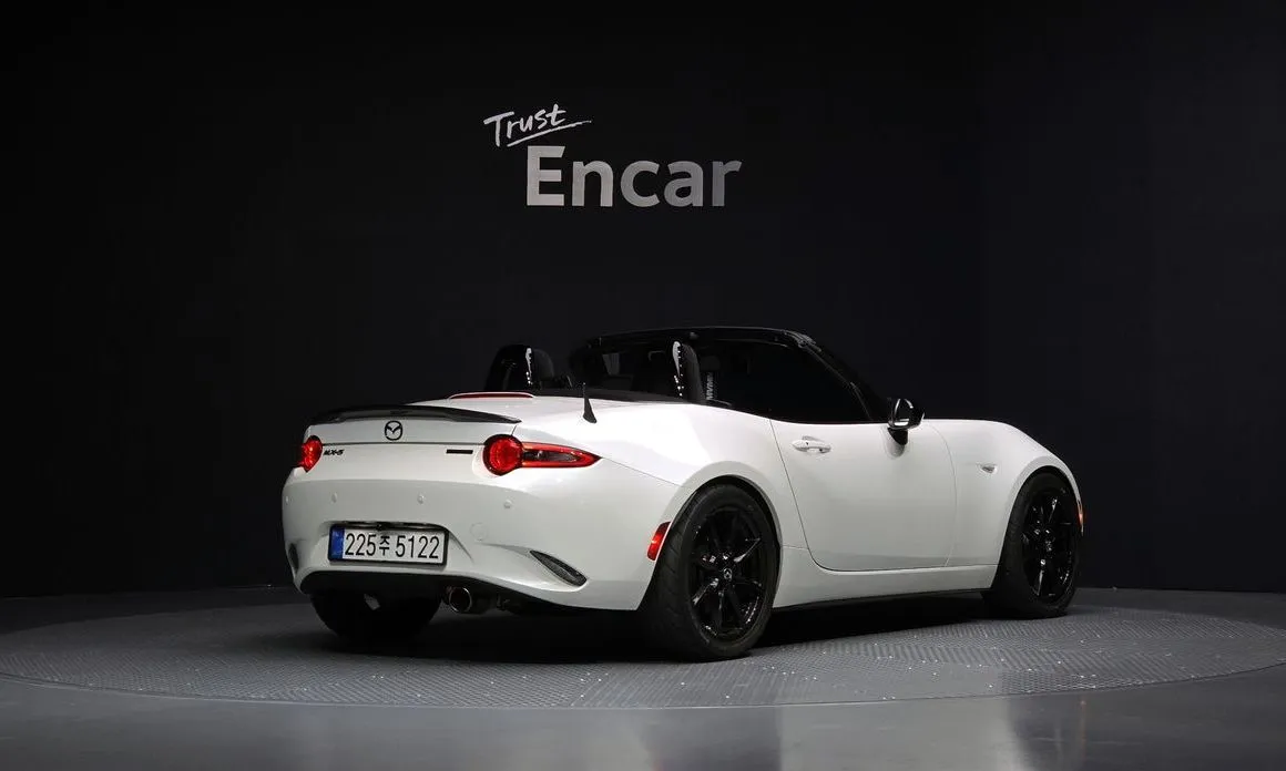 Mazda MX-5 Miata — фото 4
