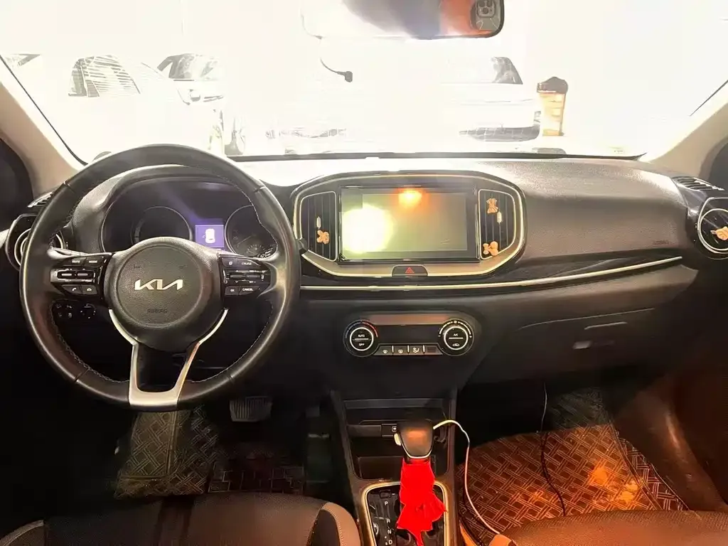 Kia KX1 — фото 5