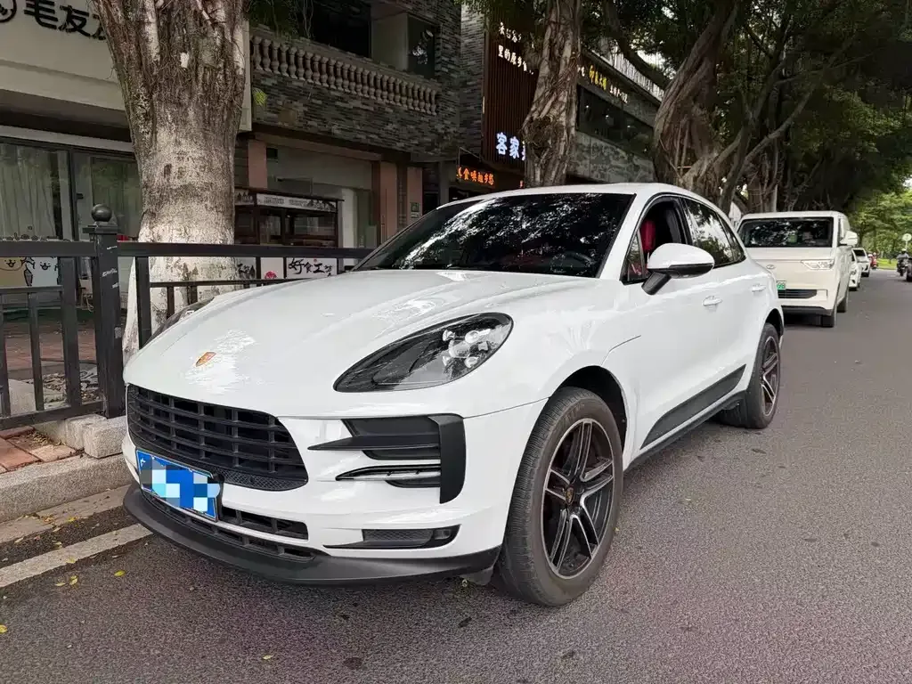 Porsche Macan — фото 1