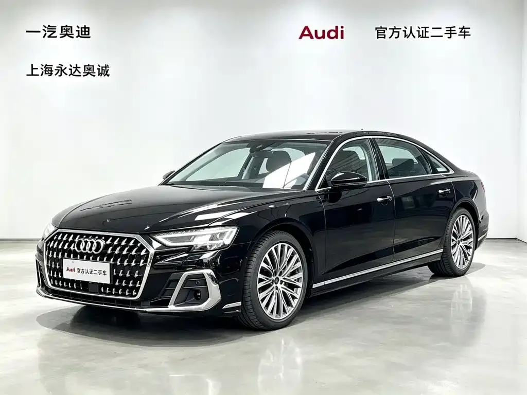Audi A8 — фото 1