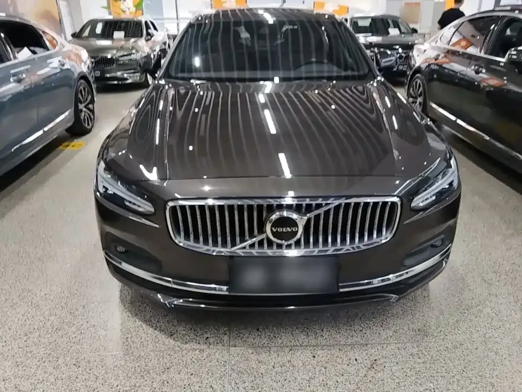 Volvo S90 — фото 5