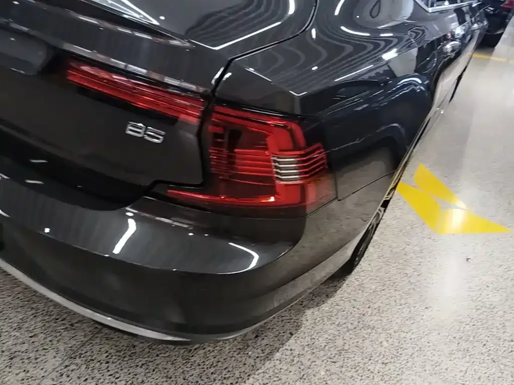 Volvo S90 — фото 4