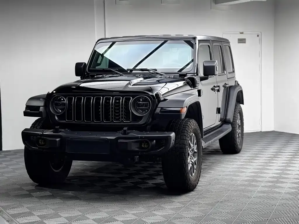 Jeep Wrangler PHEV — фото 1