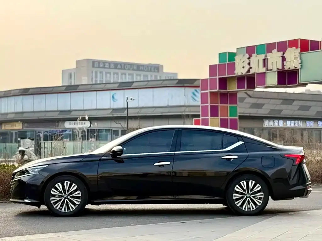 Nissan Teana — фото 6