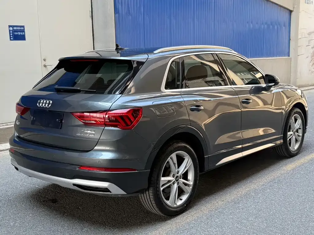 Audi Q3 — фото 3