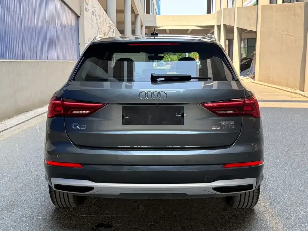 Audi Q3 — фото 4
