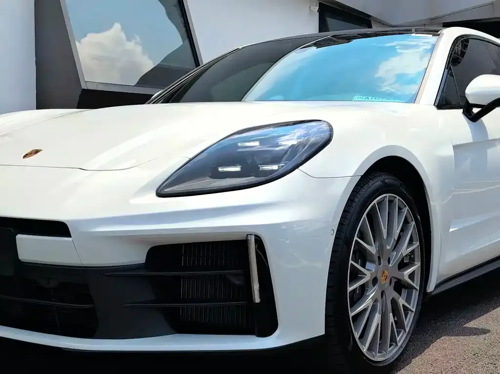 Porsche Panamera — фото 2
