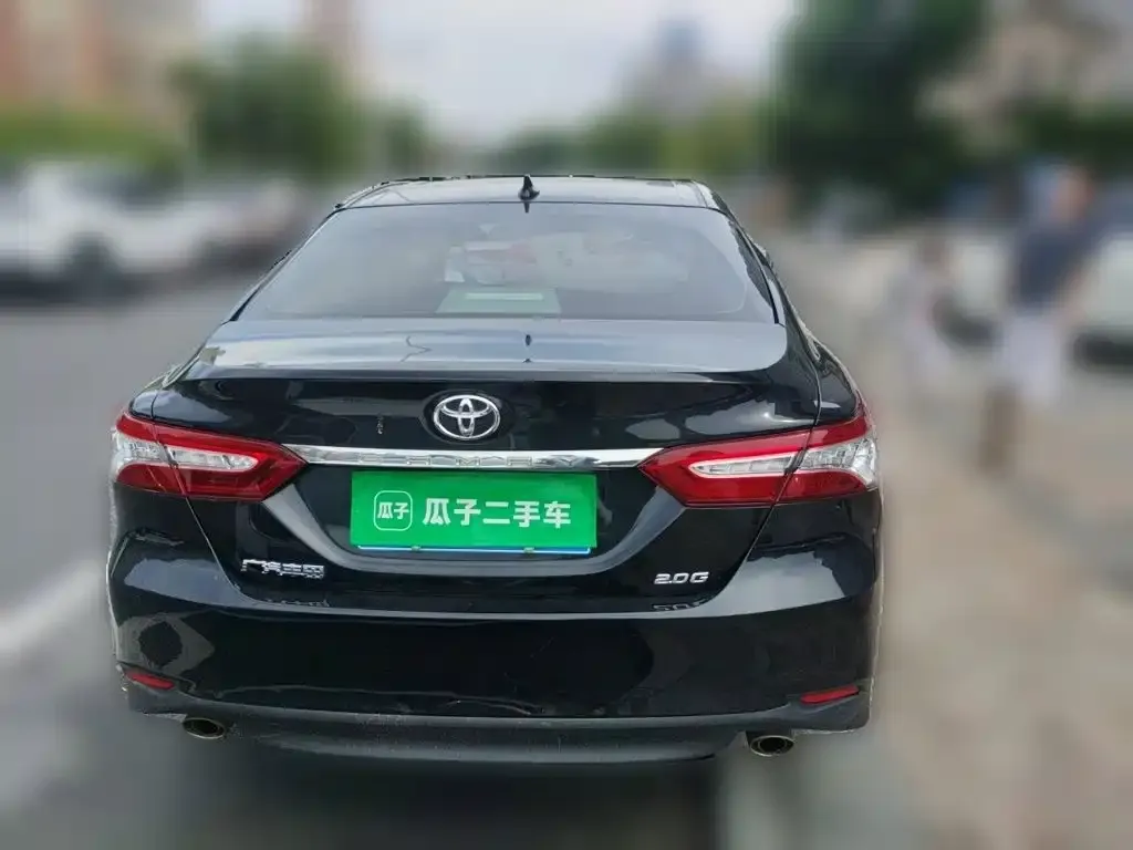 Toyota Camry — фото 7