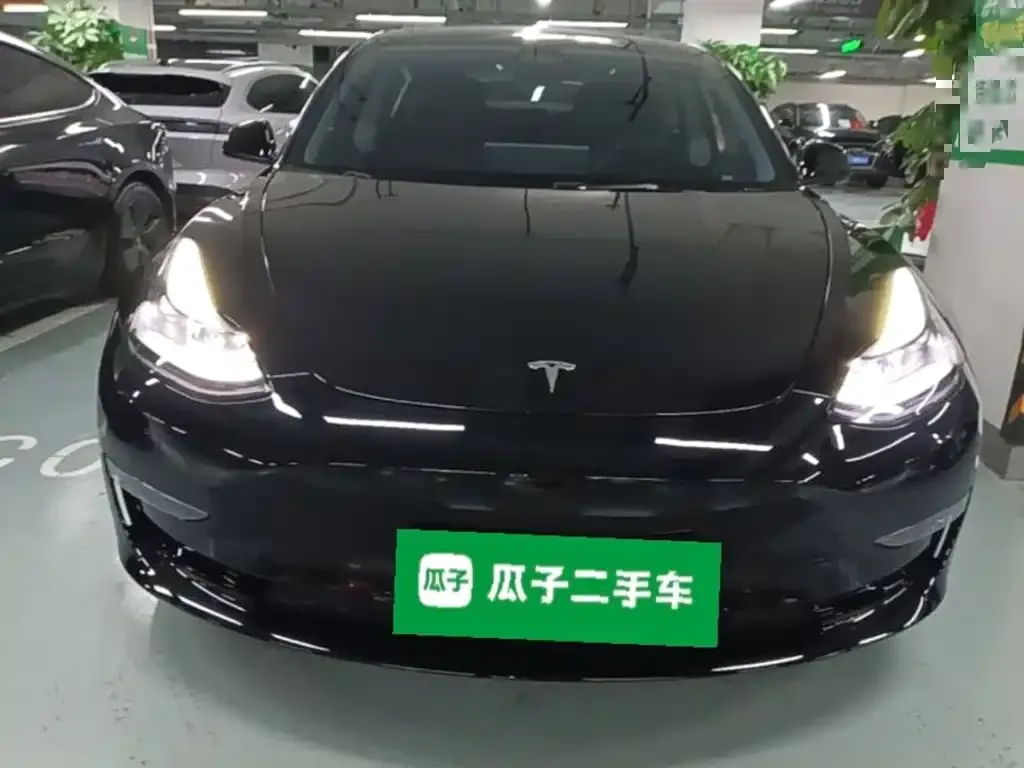 Tesla Model 3 — фото 2