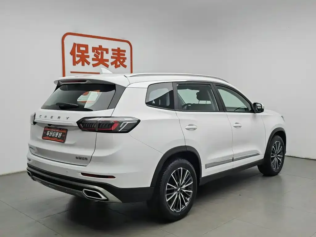 Chery Tiggo 8 — фото 4