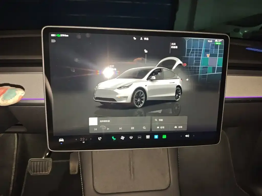 Tesla Model Y — фото 2