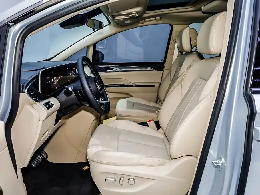 Buick GL8 Hybrid — фото 5