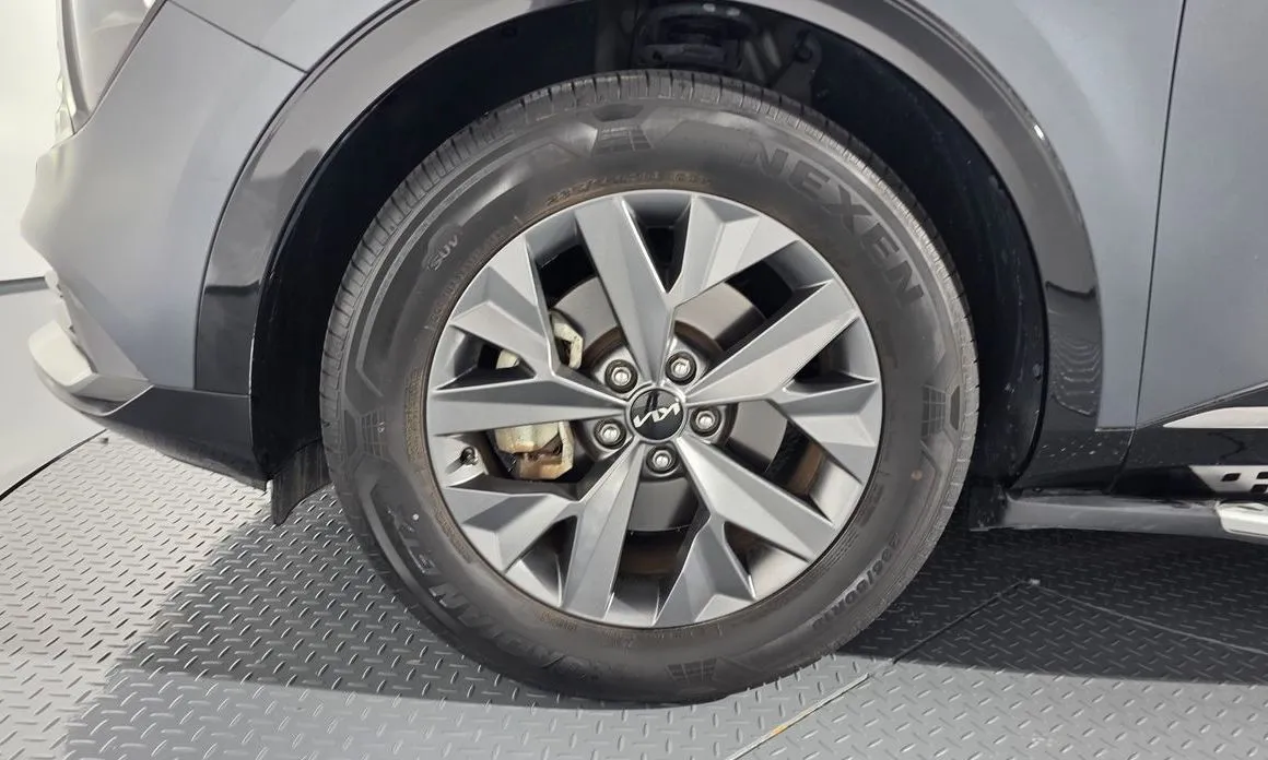 Kia Sportage — фото 8