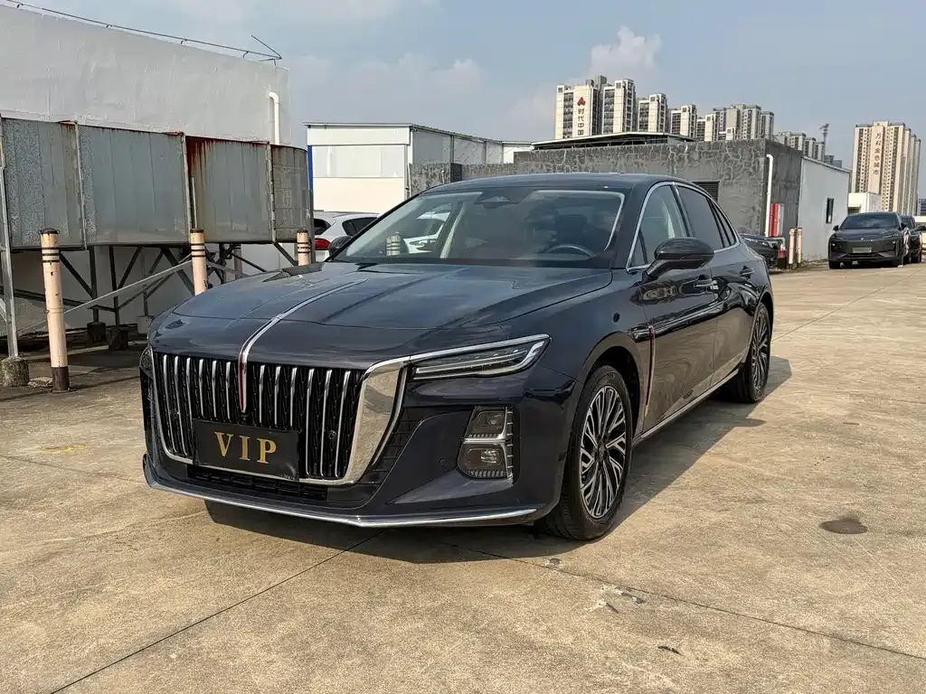 Hongqi H5 — фото 1