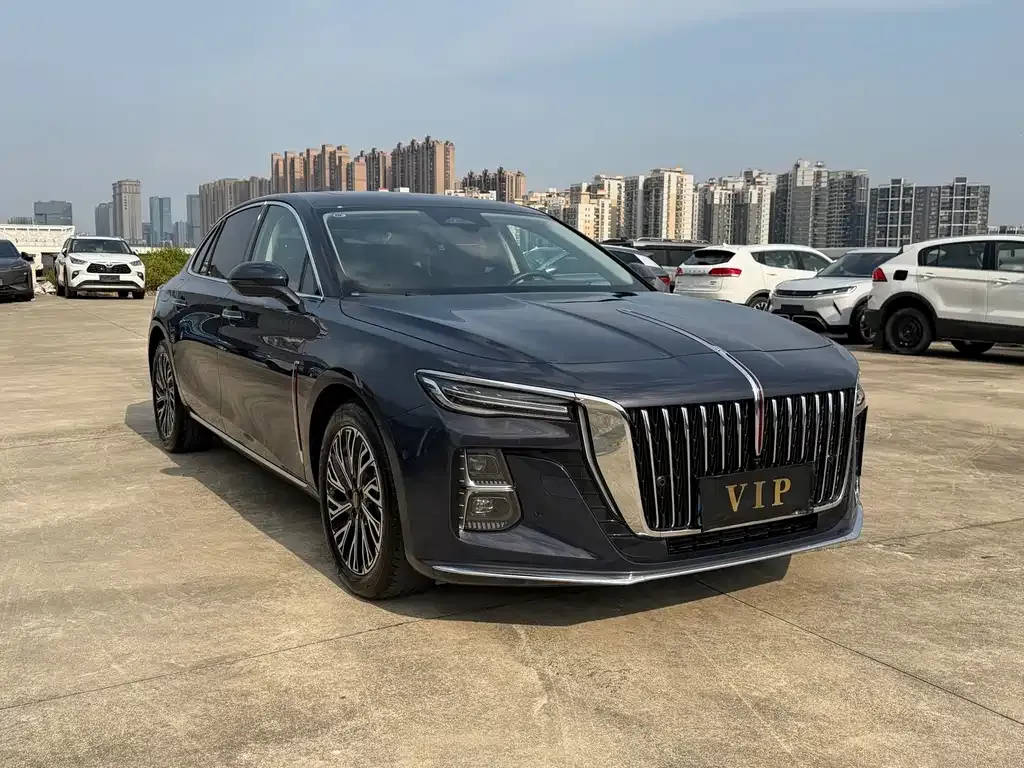 Hongqi H5 — фото 9