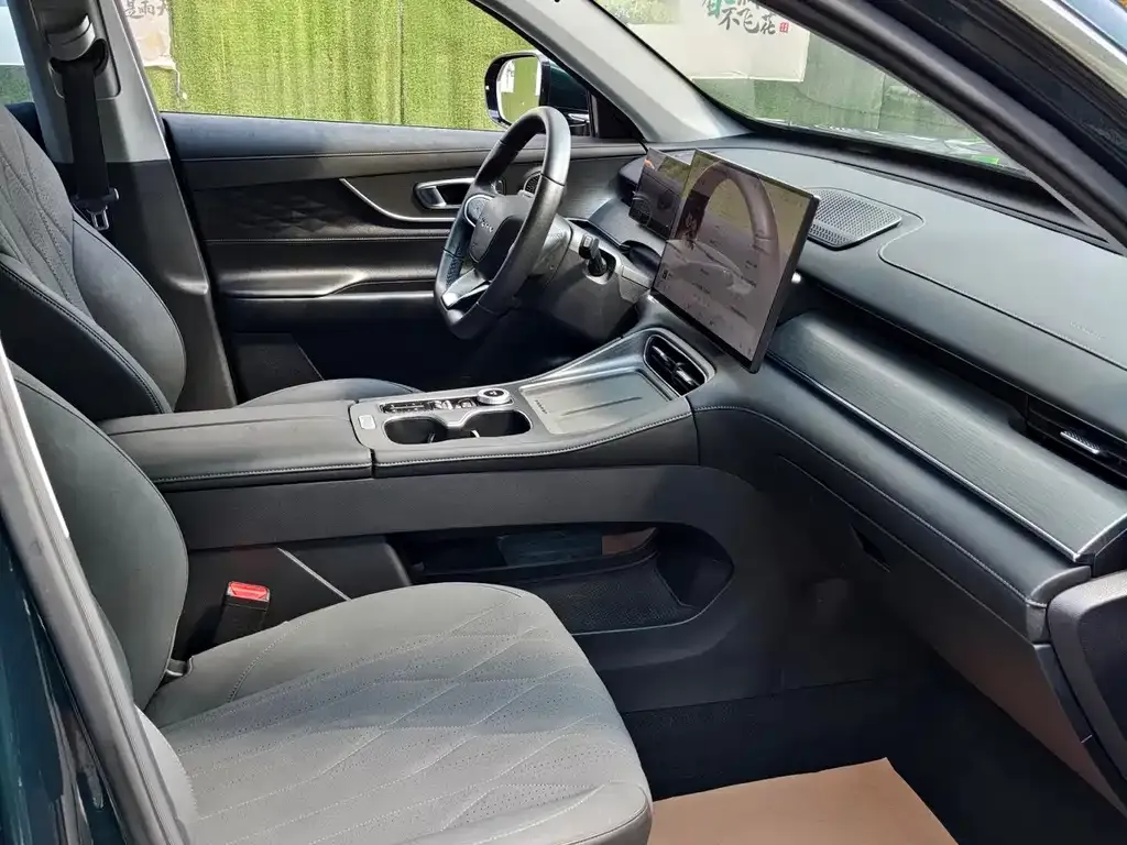Chery Tiggo 8 PLUS — фото 3