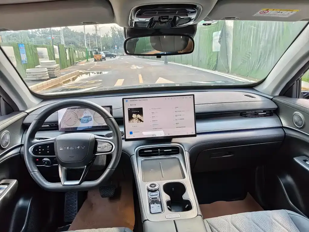 Chery Tiggo 8 PLUS — фото 8