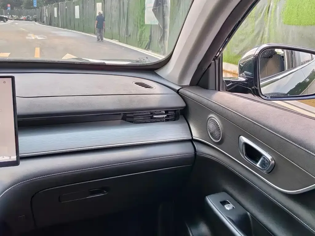 Chery Tiggo 8 PLUS — фото 2