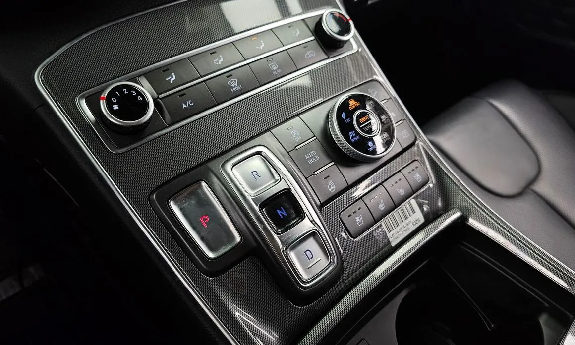 Hyundai Santafe — фото 8