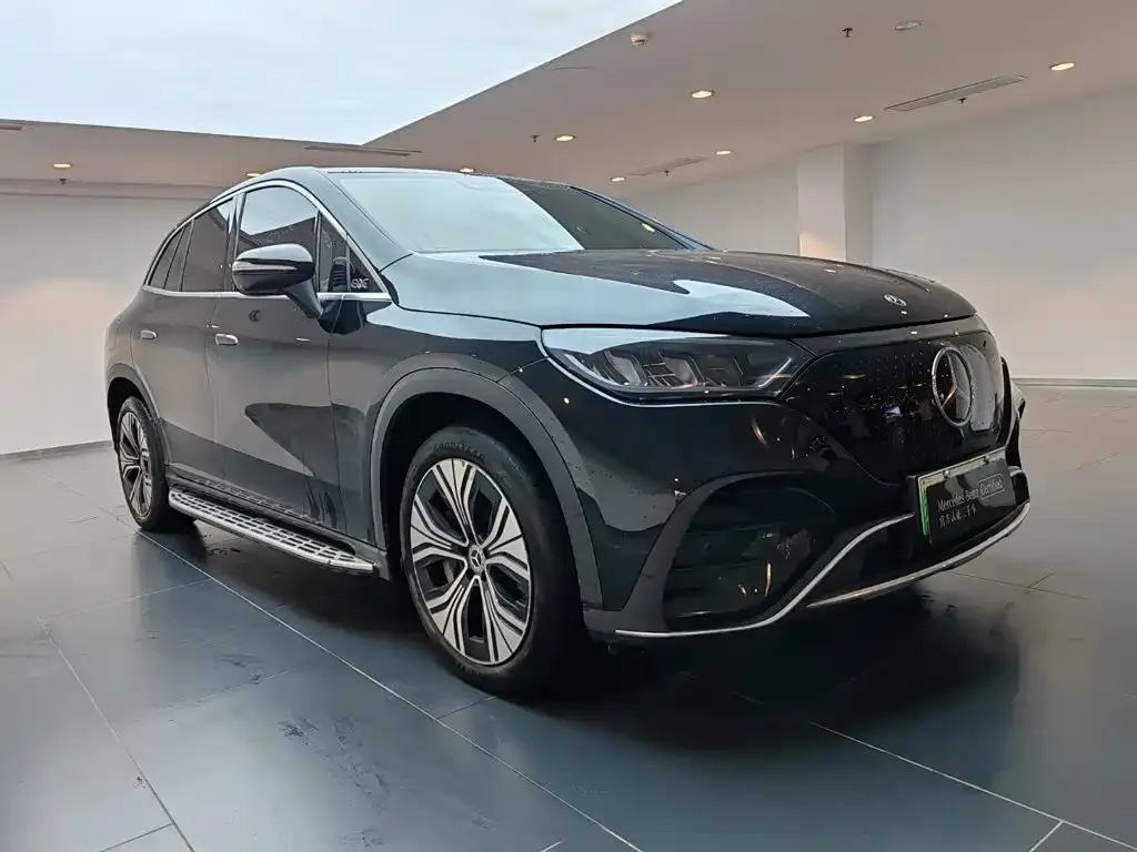Mercedes-Benz EQE SUV — фото 10
