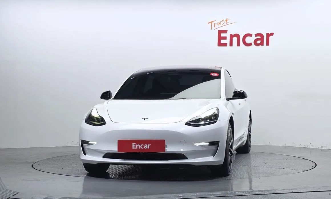 Tesla Model 3 — фото 6