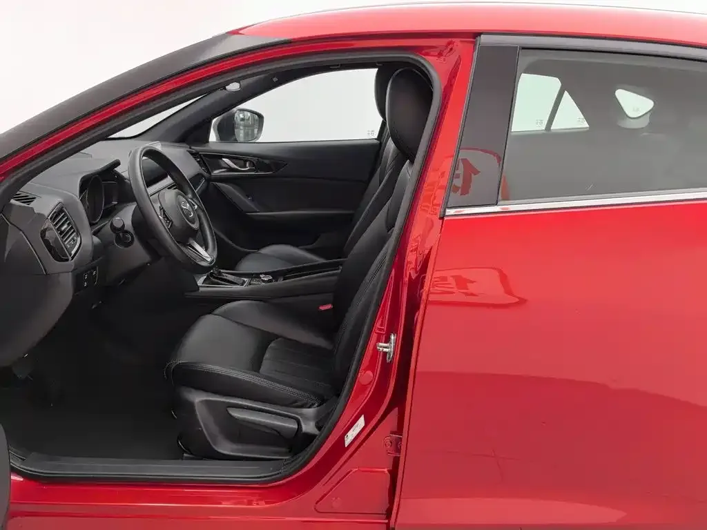 Mazda CX-4 — фото 9