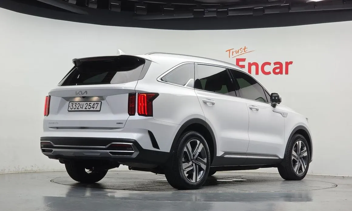 Kia Sorento — фото 5