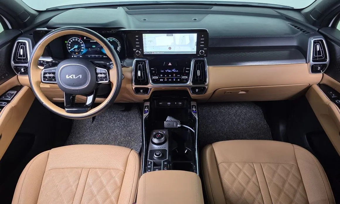 Kia Sorento — фото 8