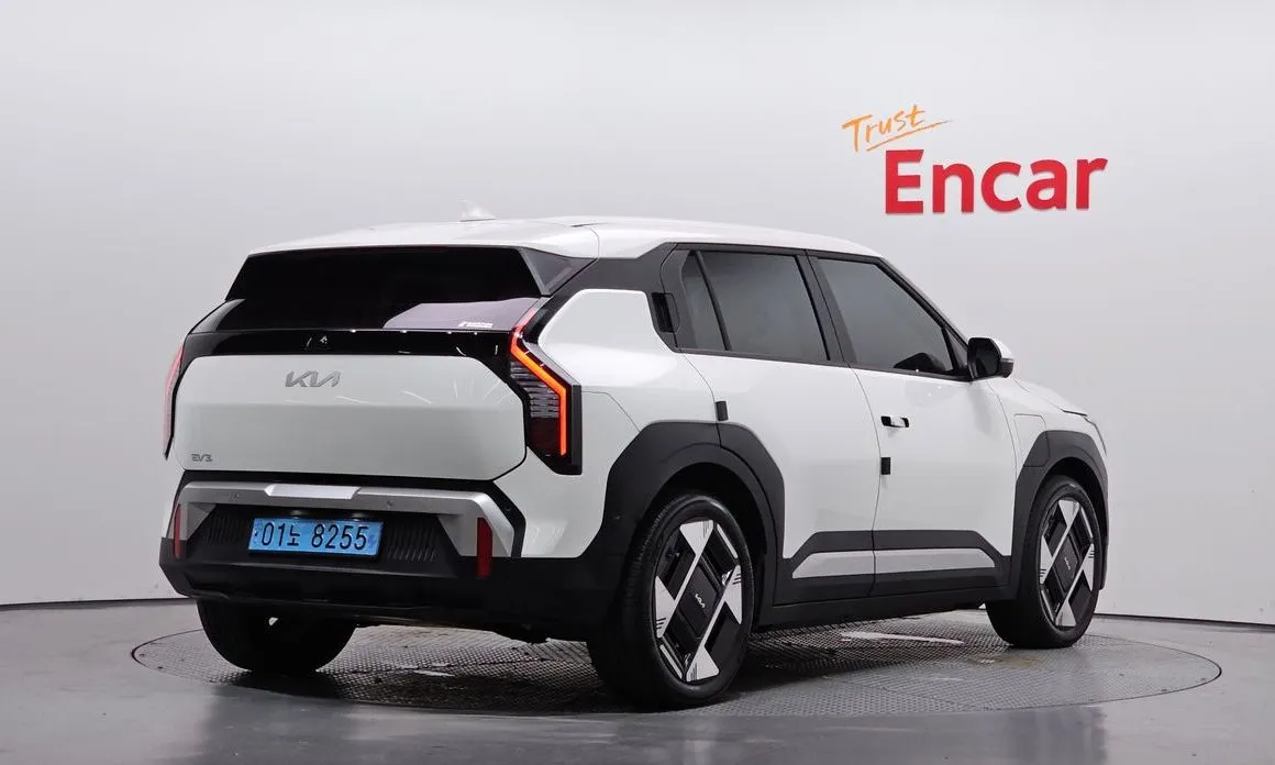 Kia EV3 — фото 5