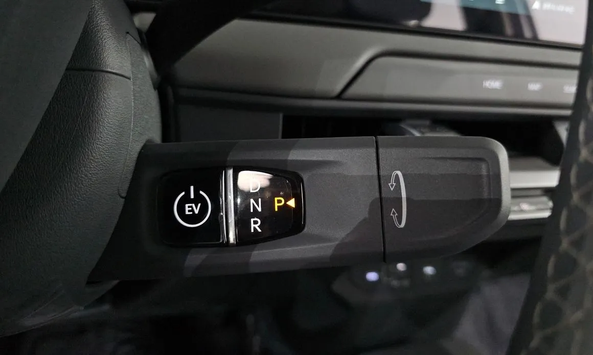 Kia EV3 — фото 3