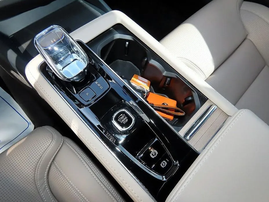 Volvo S90 — фото 9