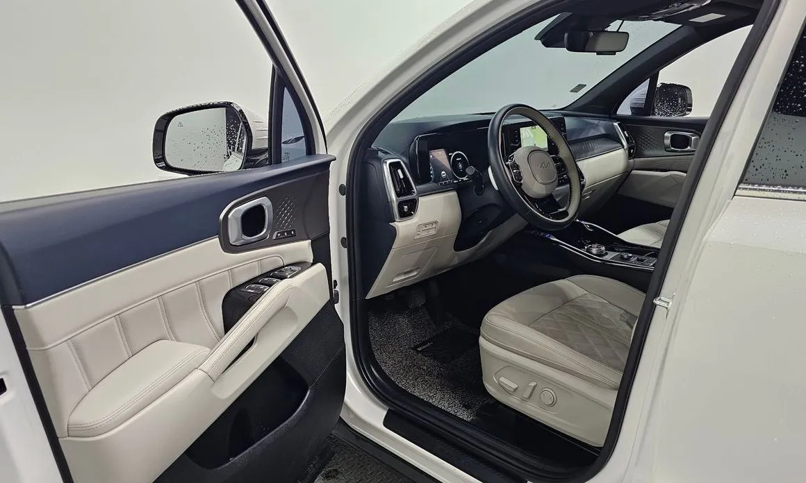 Kia Sorento — фото 7