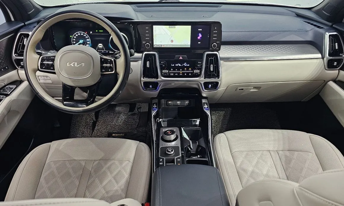 Kia Sorento — фото 8