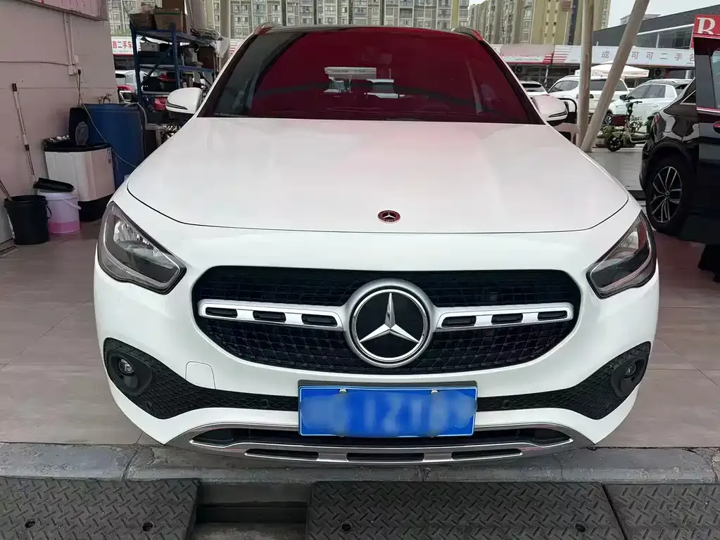 Mercedes-Benz GLA — фото 8