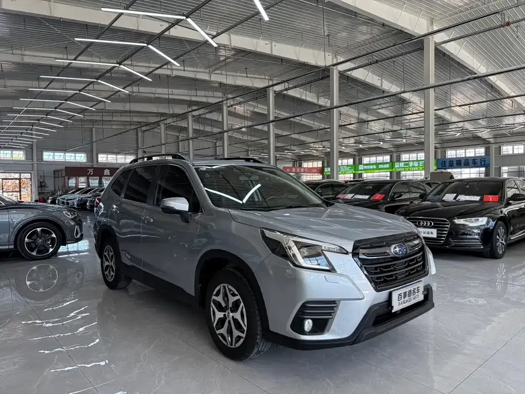 Subaru Forester — фото 3