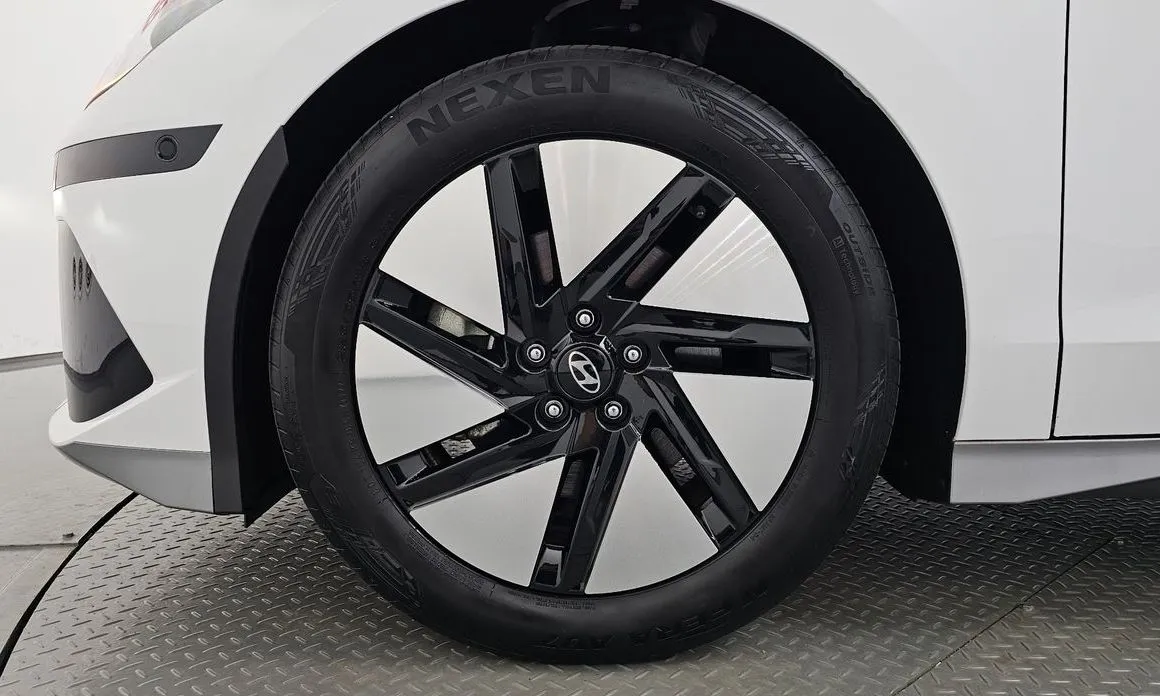 Hyundai Ioniq6 — фото 3