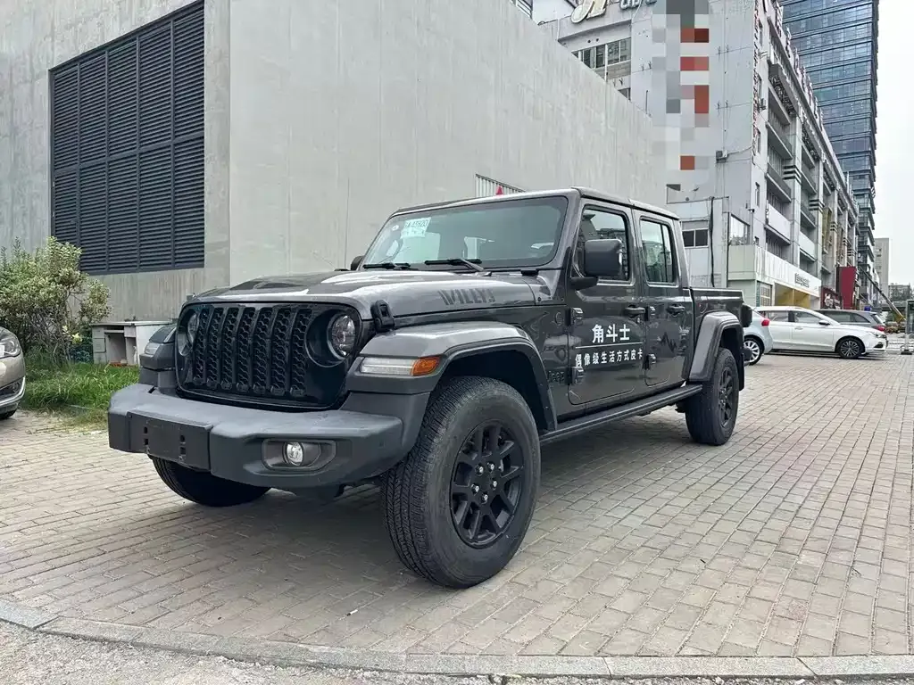 Jeep Gladiator — фото 1